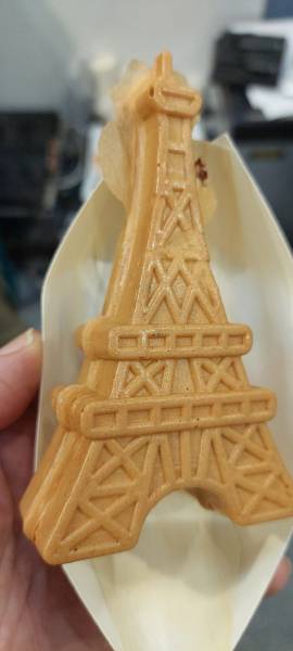 Waffle Mochi Tour Eiffel